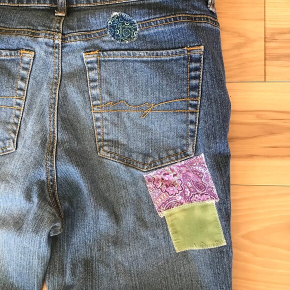 Boho Patch Jeans, 10P: Upcycled Hippie Pants, Paris Theme, Decorative Stitching - Picture 10 of 10